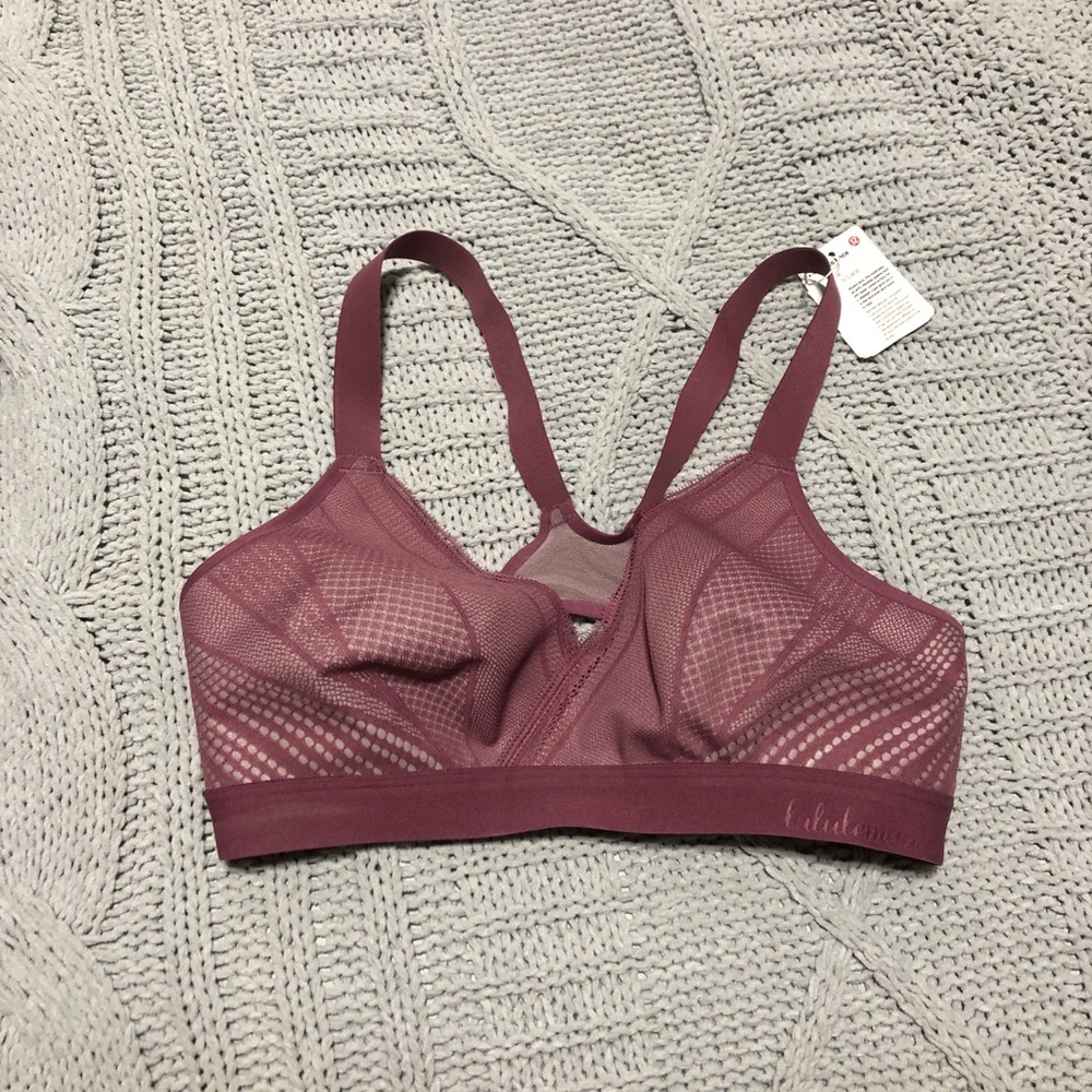 NWT Lululemon Awake to Lace Bra